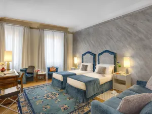Rivoli Boutique Hotel