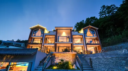 Shitai Qijing Mountain Residence Hotels in Shitai County