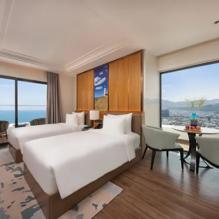 Grand Hyams Hotel - Quy Nhon Beach Отели рядом с достопримечательностью «Мемориал Победы»