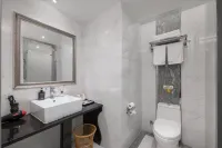Bainian Shangting Hotel (Jingdezhen High-speed ​​Railway Station) - 3-Star