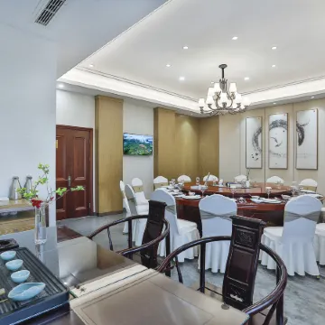 ANATOLE BY LANDISON LONGYOU GUANGHE LONGSHAN SPORTS HOTEL
