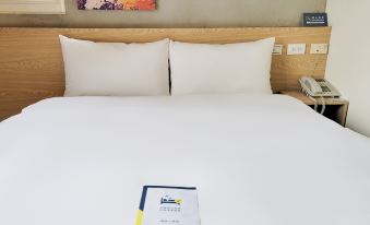 CHECK inn Express Taichung YiZhong