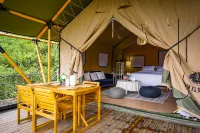 LinCang GenRamla tent camp