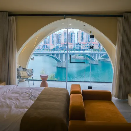 Noguchi Suites