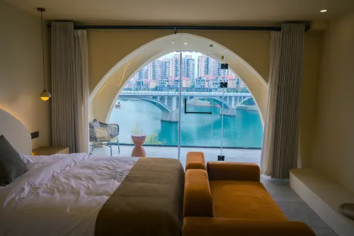 Noguchi Suites