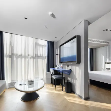 Atour Qingju Hotel Sinequanone Zhongshan Road Wuxi Отели рядом с достопримечательностью «Храм Nanchan»