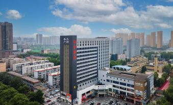 Huaying Select Hotel (Shijiazhuang Yiying South Street Branch)