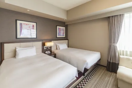 Hotel Sunroute Plaza Shinjuku Отели рядом со станцией Сакурадзёсуй