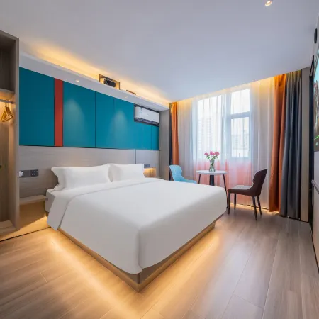 Astine Hotel (Nanning East Railway Station Outlet)