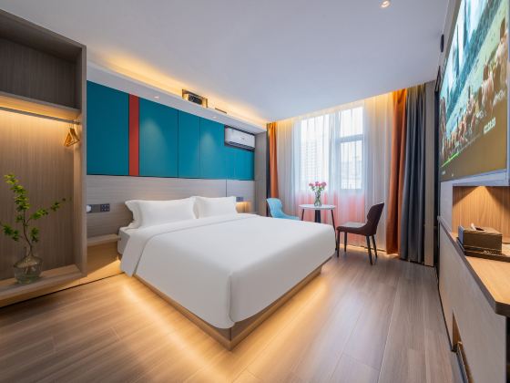 Astine Hotel (Nanning East Railway Station Outlet)