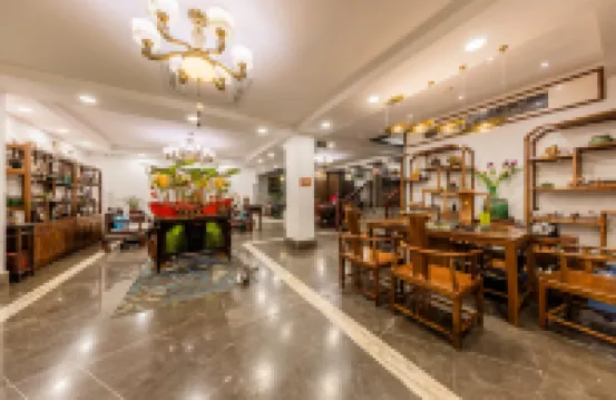 愉粵公館（荔灣湖永慶坊店）