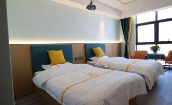Nyima Haoyuan Grand Hotel