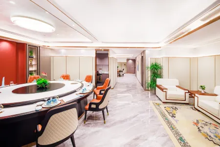 No. 518 Chongqing Road, Maojian District, Shiyan City, Hubei Province Отели рядом с достопримечательностью «Hubei University of Medicine»