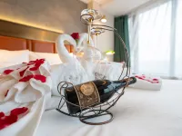 James Joyce Coffetel (Jinan East Railway Station Vientiane Center) Hotels near Jinan Yaoqiang International Airport