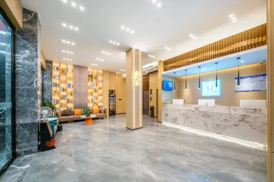 Lingshan Yuji Hotel (New Maternity and Child Store) Hotels near Lingshan Renmin Yingxiong Monument