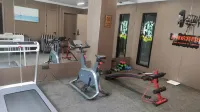 Bayan Tara Hotel - gimnasio