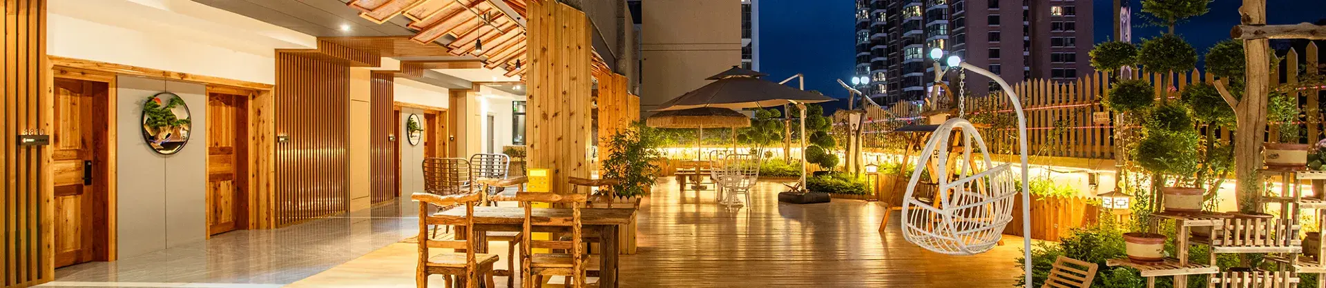Four-Star Hotels