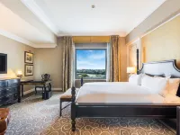 Stamford Plaza Brisbane Hotels near Wintergarden