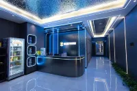 Huanxing Esports Hotel (Jianghan Academy of Art Store)