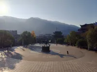 Ruolanbieyuan Homestay (Phoenix Ancient City Store) - balneario