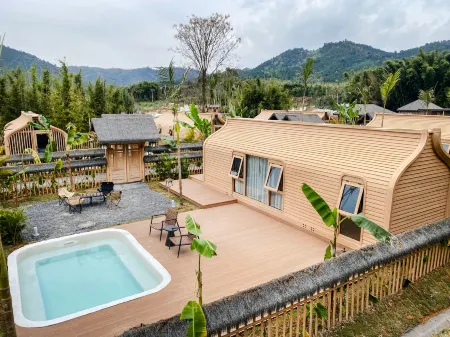 Shaoguan Happy Fang Hot Spring Travel Resort (Shixing Branch) Отели в г. Шисин