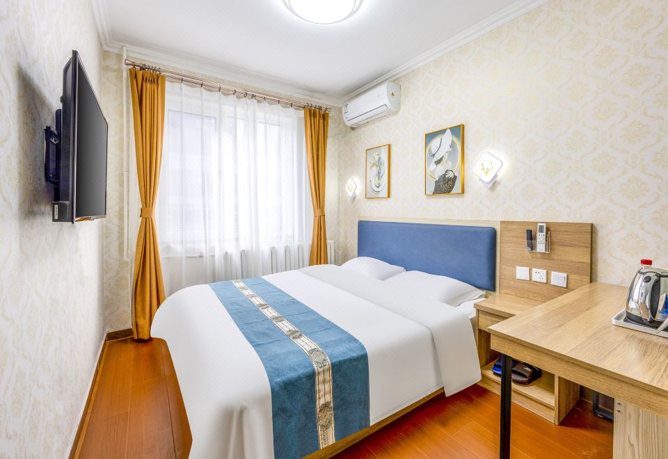 Beijing Liangmei Express Hotel (Dongzhimen Hospital Dongsishitiao Subway Station) - Housity