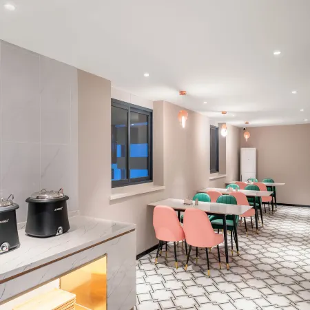 Magnotel Hotel (Macheng High-Speed Railway Station Trade City)