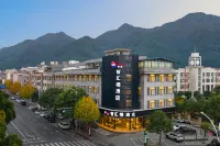 Zhihui Orange Hotel (Dongyang East Bus Station) Отели в г. Downtown