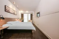 Jinjiang Inn Select (Luohe People's Government) Hotels near Huanghe Square