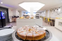 Aparthotel Atenea Calabria - sarapan