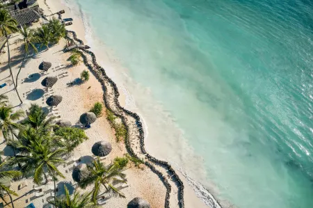 巴哈里桑給巴爾圖伊藍酒店