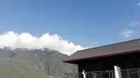 LinZhi Joy Crown Resort hotel