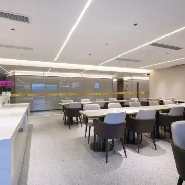 Five-Star Bay Hotel (Hangzhou West Lake Hubin Yongjin Plaza) Отели рядом с достопримечательностью «Храм Джинси»