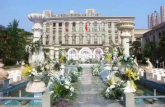 鄭州豐樂園大飯店（河南省博物院店） 綠蔭公園附近的飯店