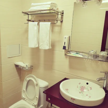 Longtai Business Hotel Lishui