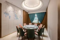 Luohe Junhao Licheng Hotel