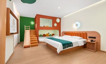 Moran Hotel (Yishui Oriental Shopping Centre Chang'an Middle Road Branch)