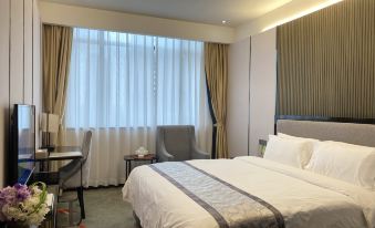 Grand Tide Hotel