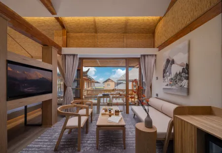 Wanda Moments Guesthouse，Lugu Lake Отели рядом с достопримечательностью «Lover Tree»