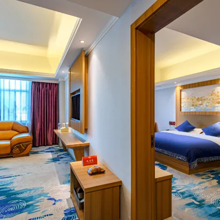 Chunchen Hotel