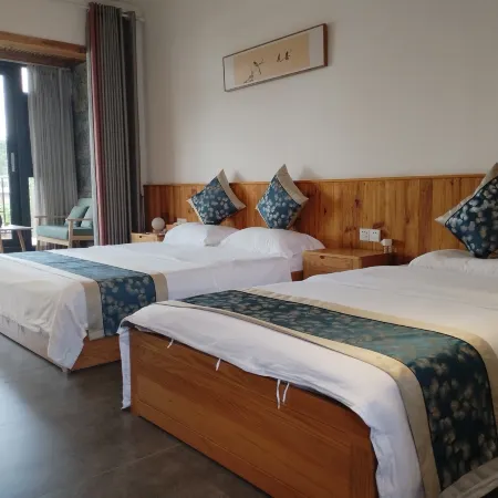 Longjing No. 52 Homestay