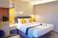 Homeinn Selected Hotel (Jixi Railway Station Central Street Dashang Xinmate) Hotels in Jixi