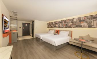 Ibis Hotel (Suzhou Guanqianjie Leqiao Subway Station)