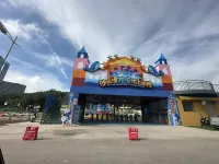 Luke Chain Apartments (Grill Shop)