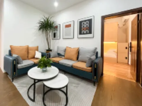 Three Cats Hostel (Mangshi)