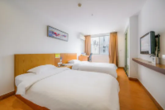 Qingyuan Meika Homestay (Yueyun Bus Station)