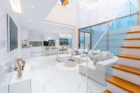The Residence Pool Villa Отели рядом с достопримечательностью «old phuket farm»