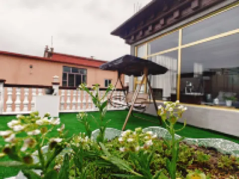 Yu·Zeren Homestay Hoteles en Litang