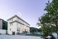 Anji Home, Outside Home, Private Soup, Skiing, Forest Oxygen Bar, Parent-Child Vacation Homestay Hotels in Dazhuhai