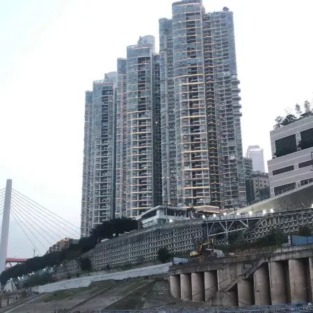 Shanyueji MoonHill High-rise River View Homestay (Jiefangbei Hongyadong)